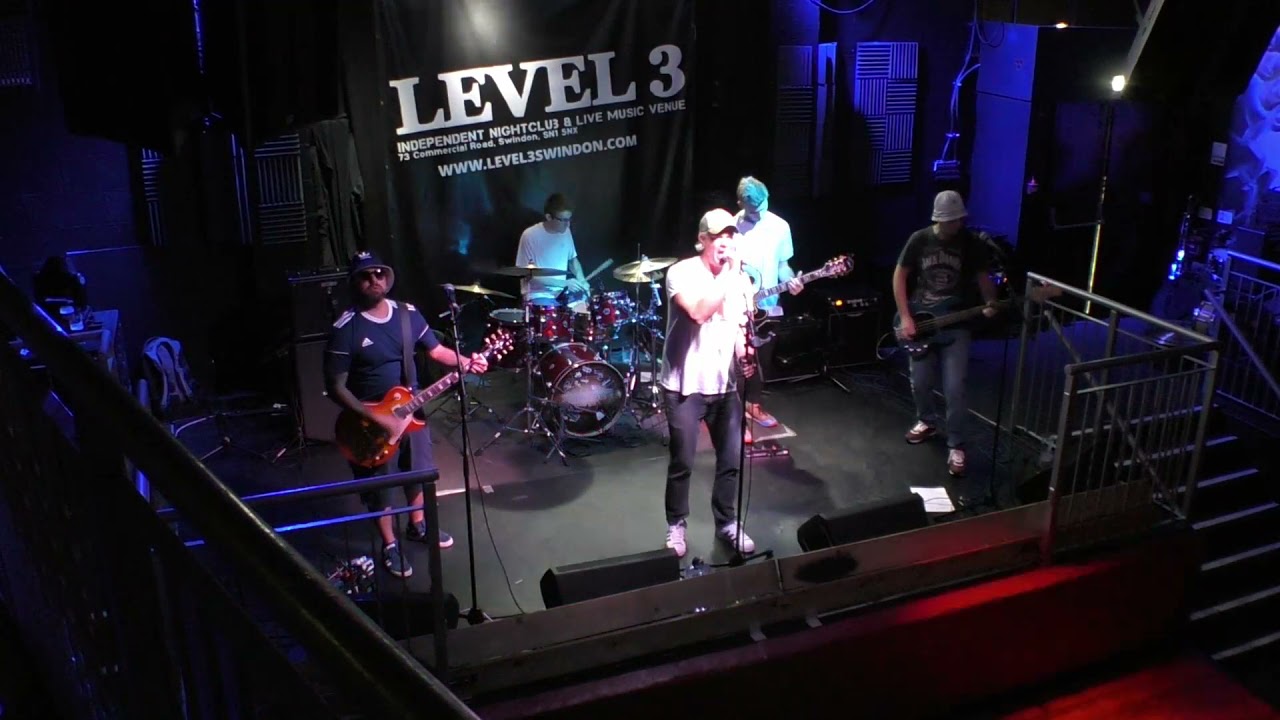 Learn to fly live @ level 3 Swindon 10/09/2021 (stonecold band cover)