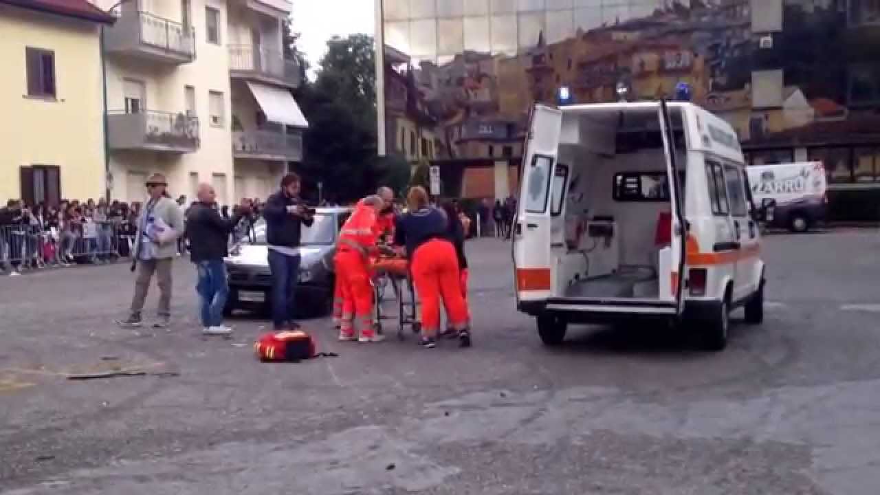 Ariano irpino simulazione incidente stradale vivi la tua vita
