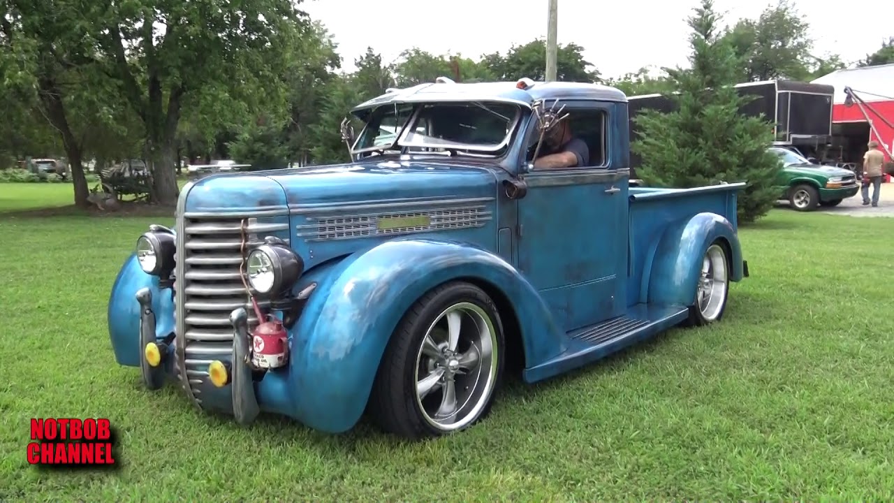 1947 Diamond T Hot Rod - Rat Rod Truck