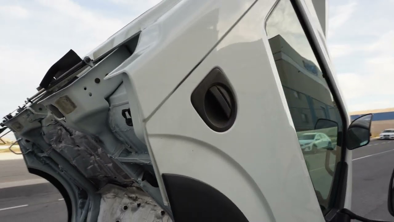 NISSAN NT400 TRAMPILLA DE CAMIONES DE SERVEAL AUTOMOCION