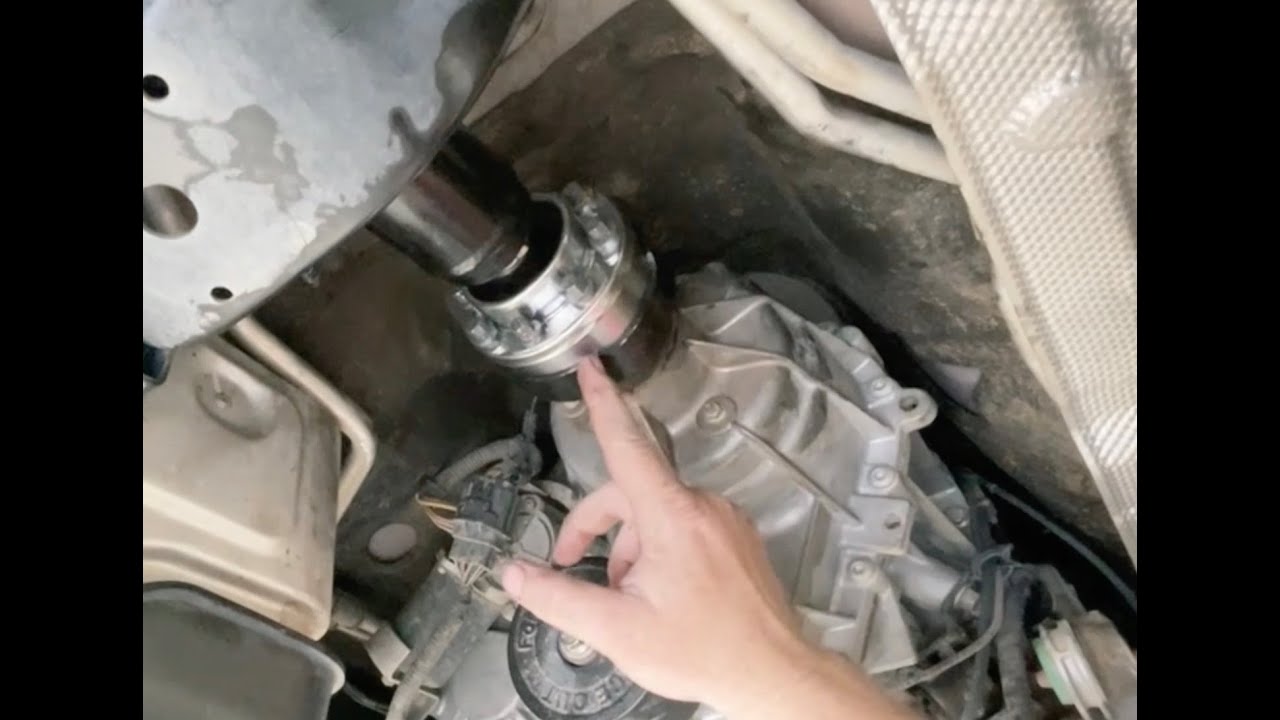 Ford Everest Tail-shaft CV Joint Replacement