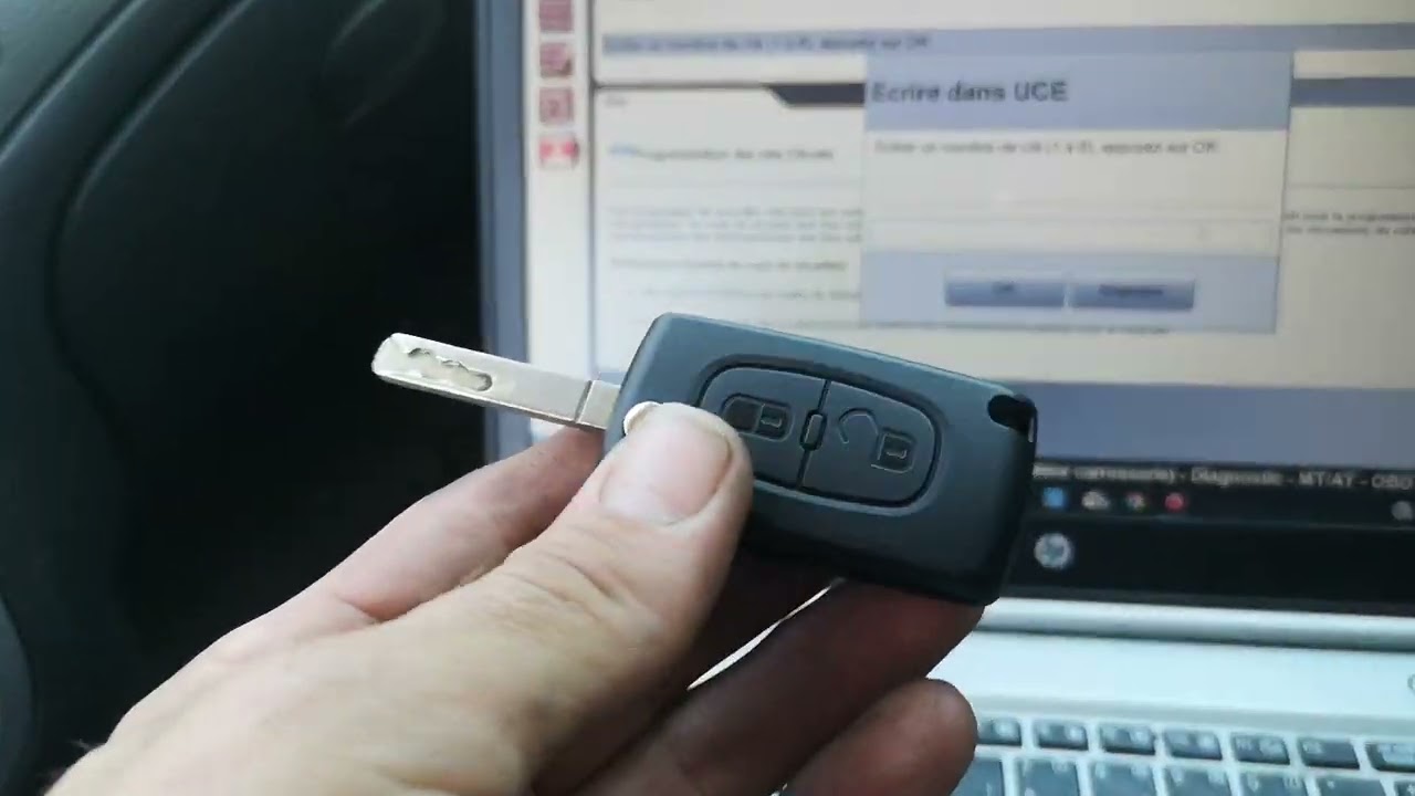 reprogrammer une clé citroen C3 année 2008,je pense que ça doit pareil pour 207