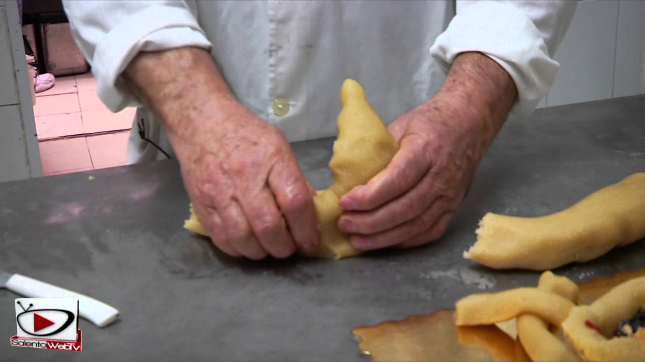 I dolci della tradizione salentina: l'agnello di pasta di mandorla