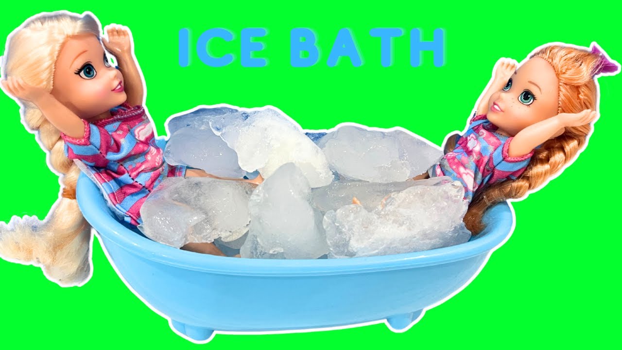 Ice Bath Playtime with Elsa and Anna Toddlers! 🧊