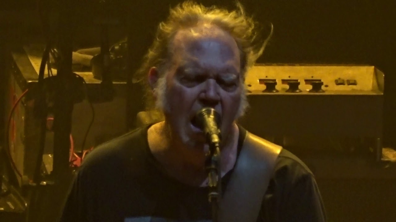 Neil Young & Crazy Horse -The Losing End, Warnors Theatre, Fresno,Cal. 5/2/2018