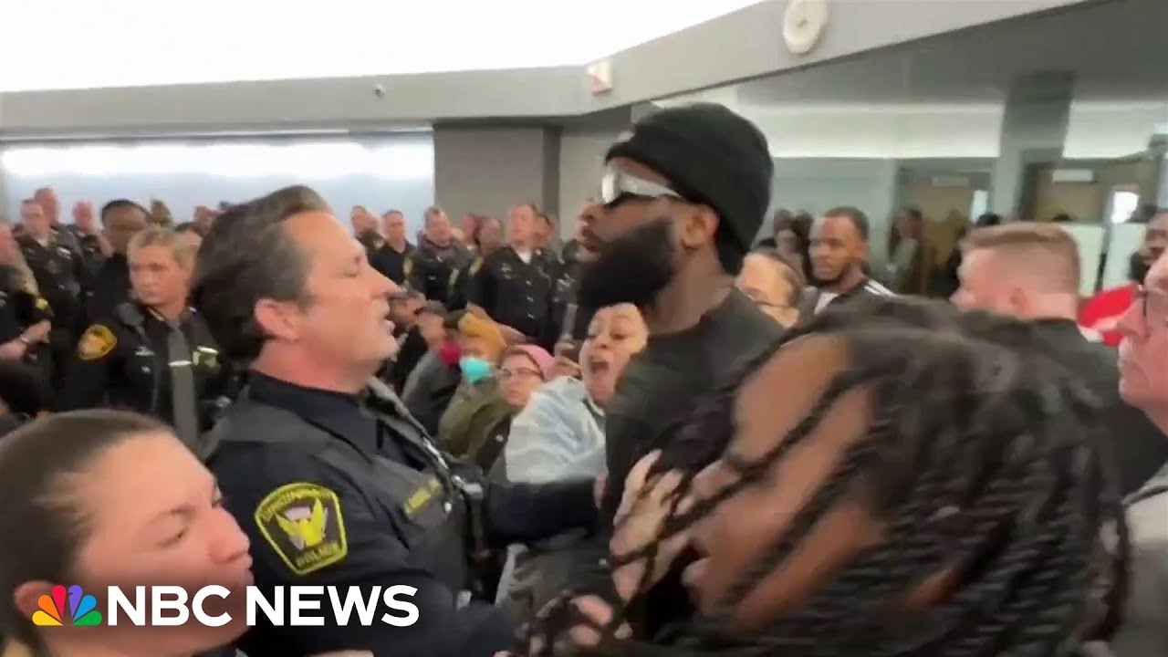 Chaos erupts in court for hearing of Ohio father accused of fatally striking deputy