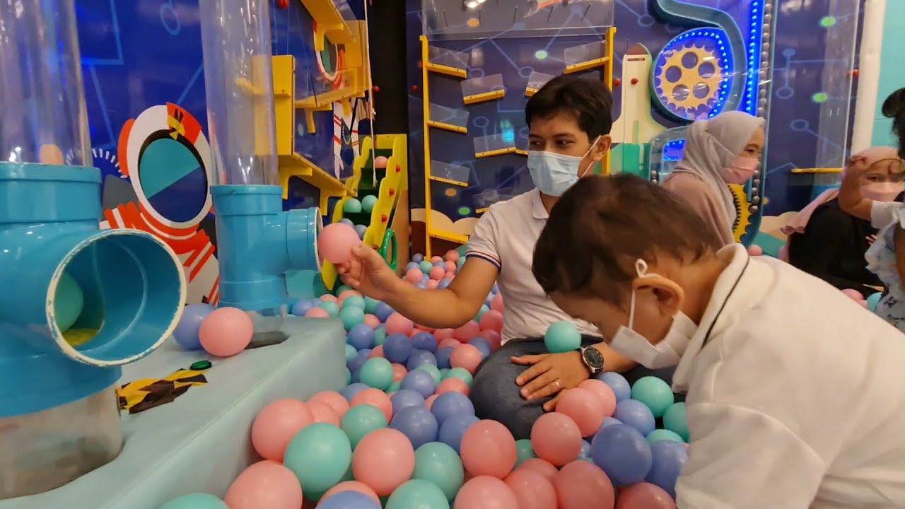 Playground indoor Pirate Land CentrePoint, Somerset || Play with Maju