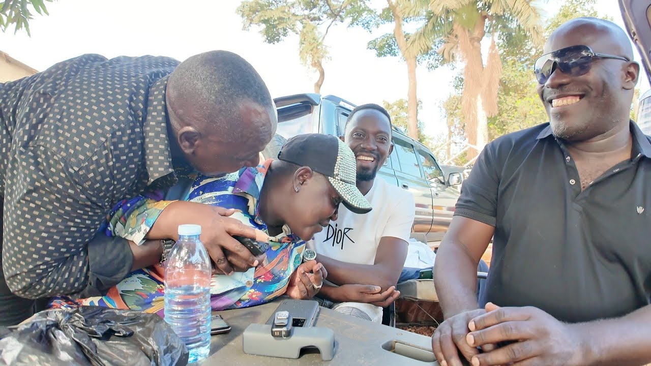 Full Figure kubya Bebe cool Ne Bobi wine Atabukidde King Saha Bukenya Media alabude sheebah Ne spice