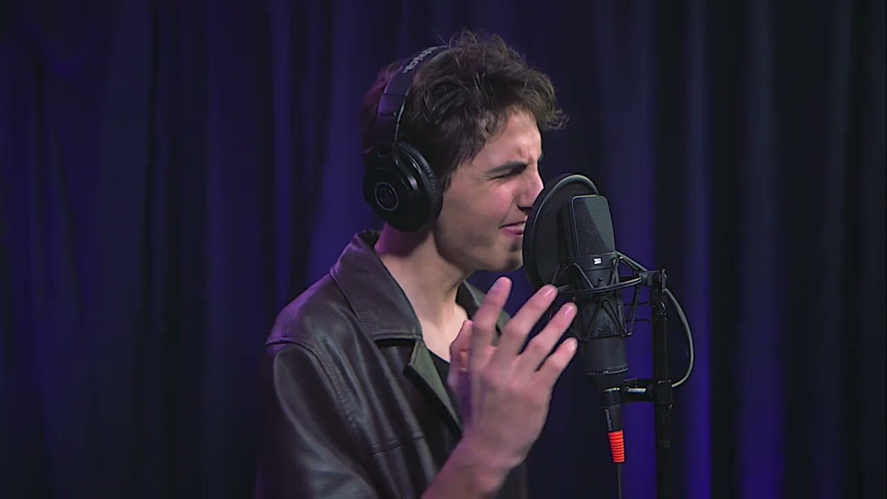 VA LIVE STUDIO SESSIONS - Светлин Петров - Kiss From A Rose