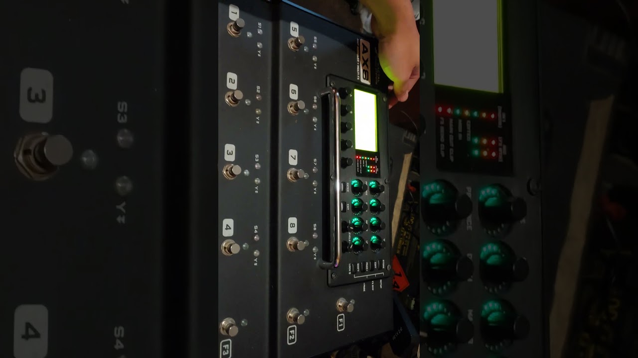 Fracktal Ax8 POV #shorts #pedalboard #fractal
