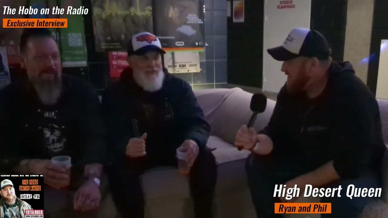 Фил и Райан из High Desert Queen разговаривают с бродягой по радио