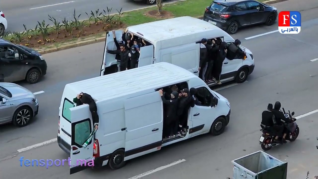 جماهير الرجاء تزلزل شوارع البيضاء بالرداء الأسود