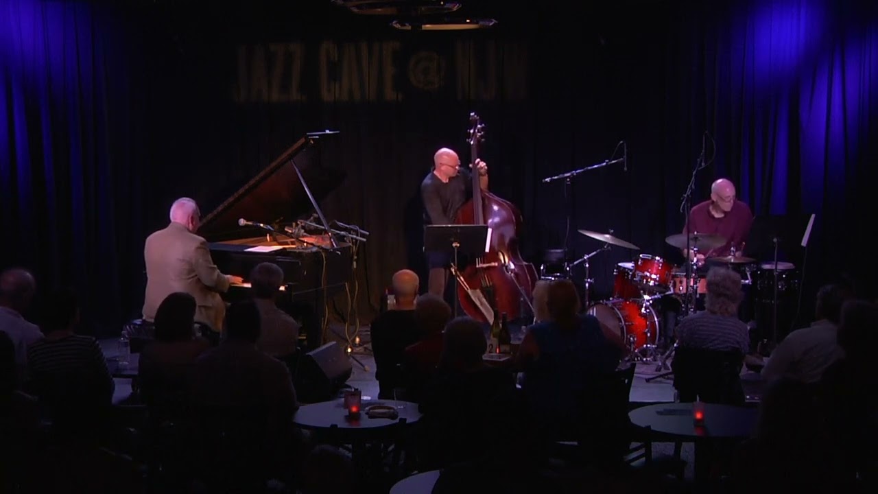 Chris Walters Jazz Piano Performance of 