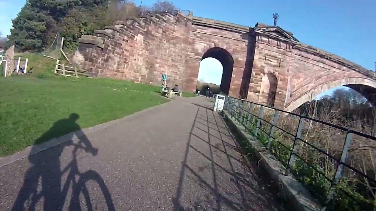 CHESTER ROODEE TO THE GROVES  CYCLE ROUTE MAY 2022