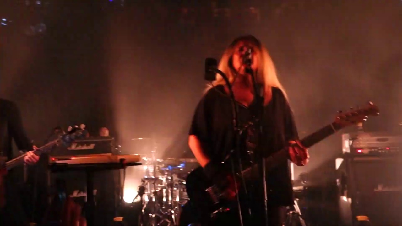 MANU (ex-DOLLY) 