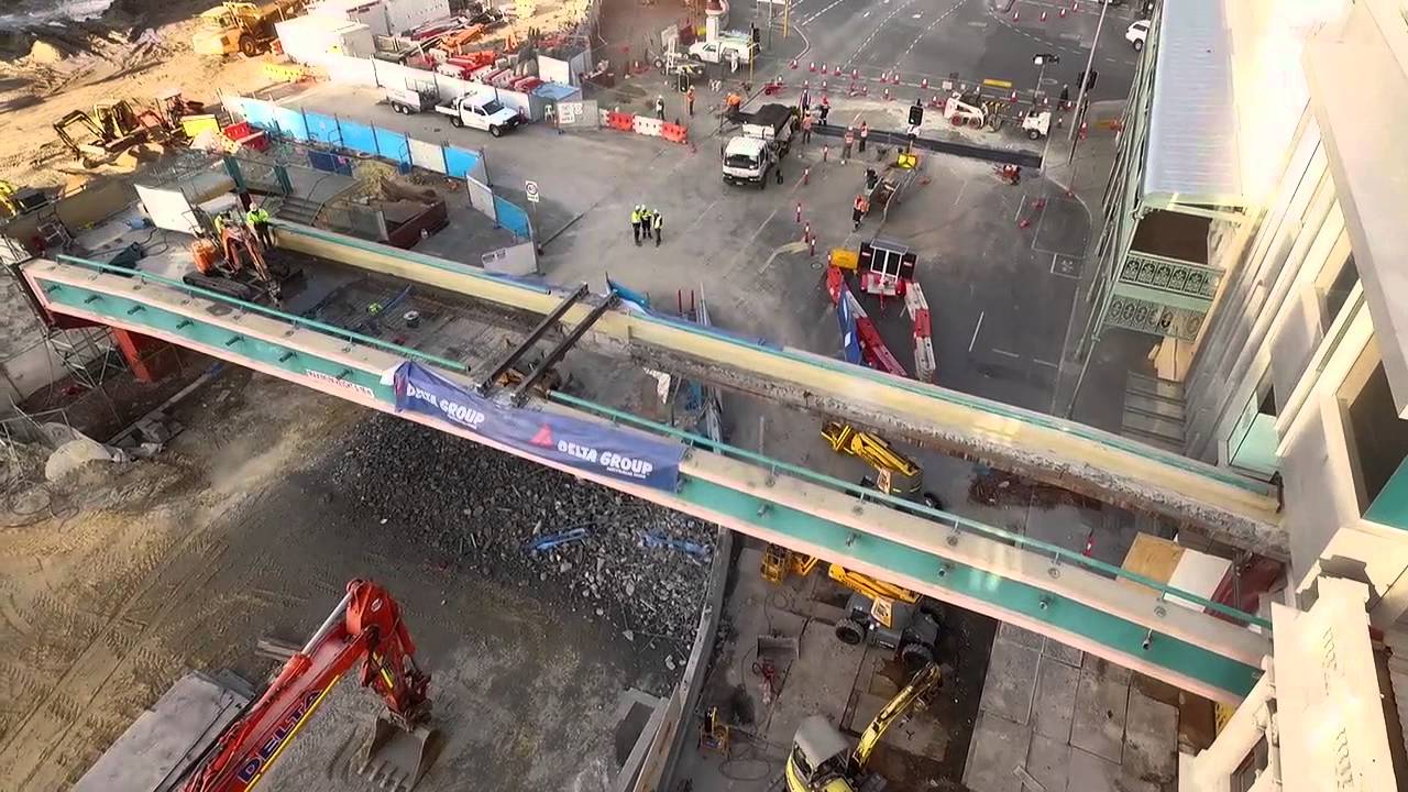 Perth City Link Bus: Pedestrian bridge removal