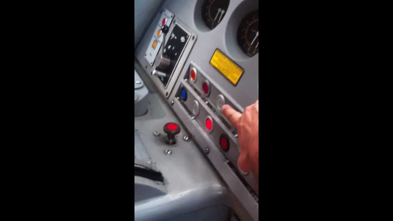Bo starting up the 26 litre diesel Intercity 125