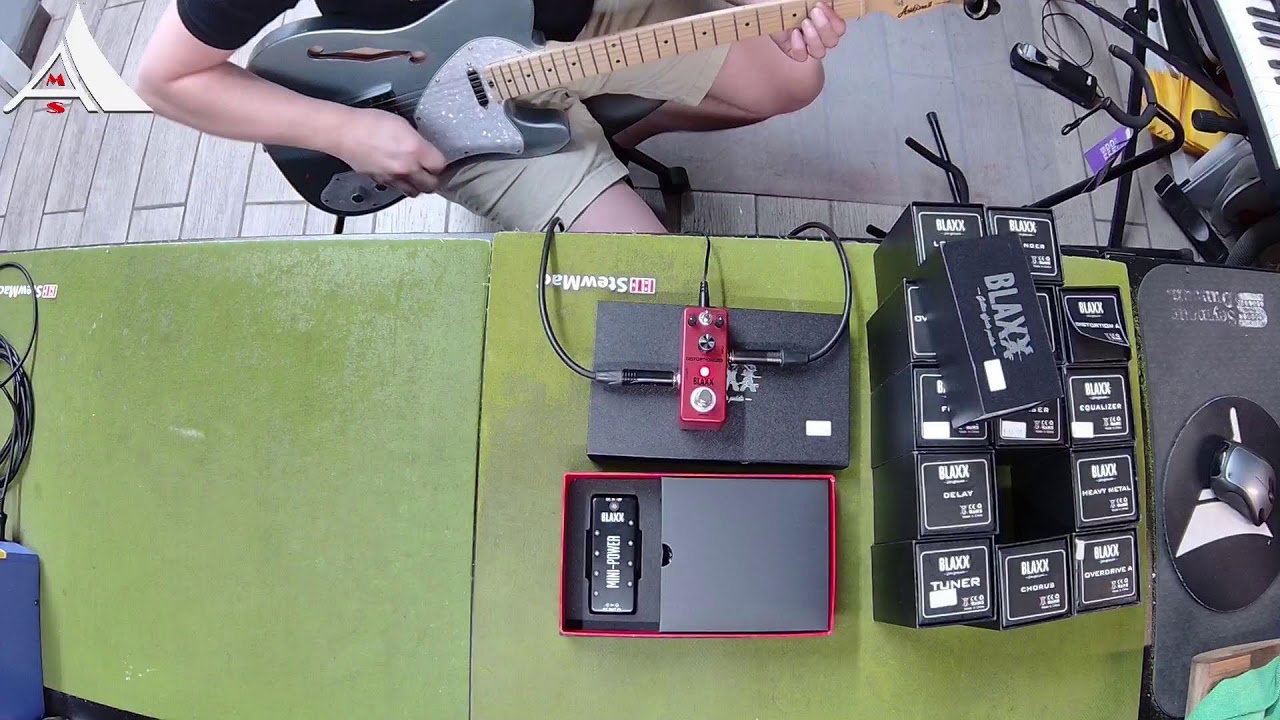 Blaxx Pedals by Stagg