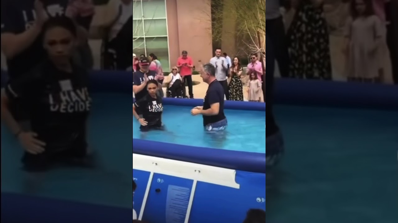 Stan Twitter: Woman gets baptized, but her hoeness didn&rsquo;t go away while Freak Nasty is playing!