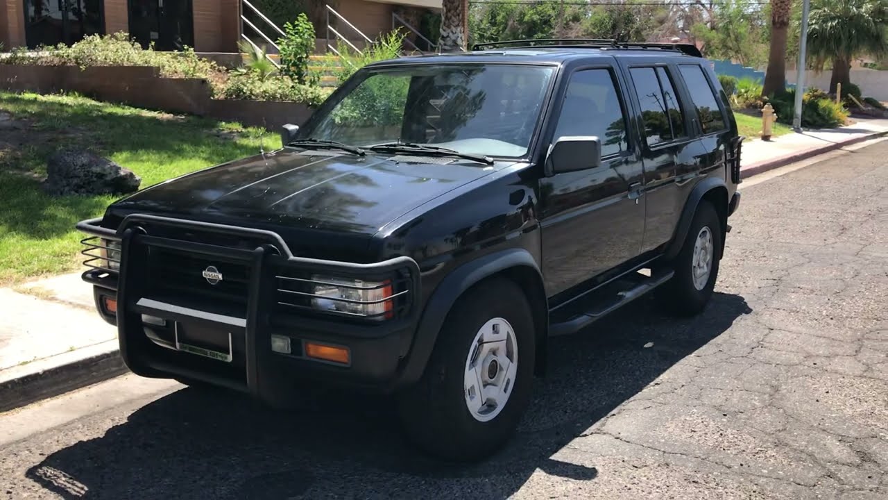 1995 Nissan Pathfinder - Las Vegas Public Car Auction