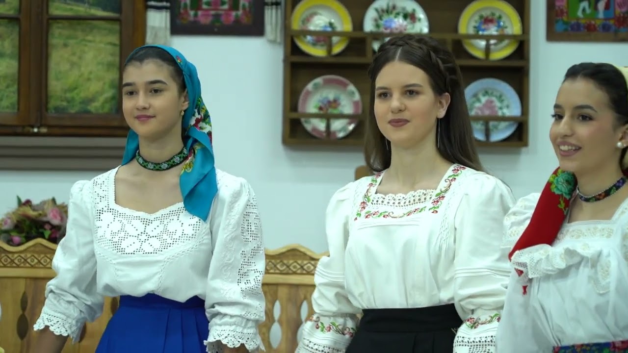 RAYSA COROIAN   Tinerete stai cu mine