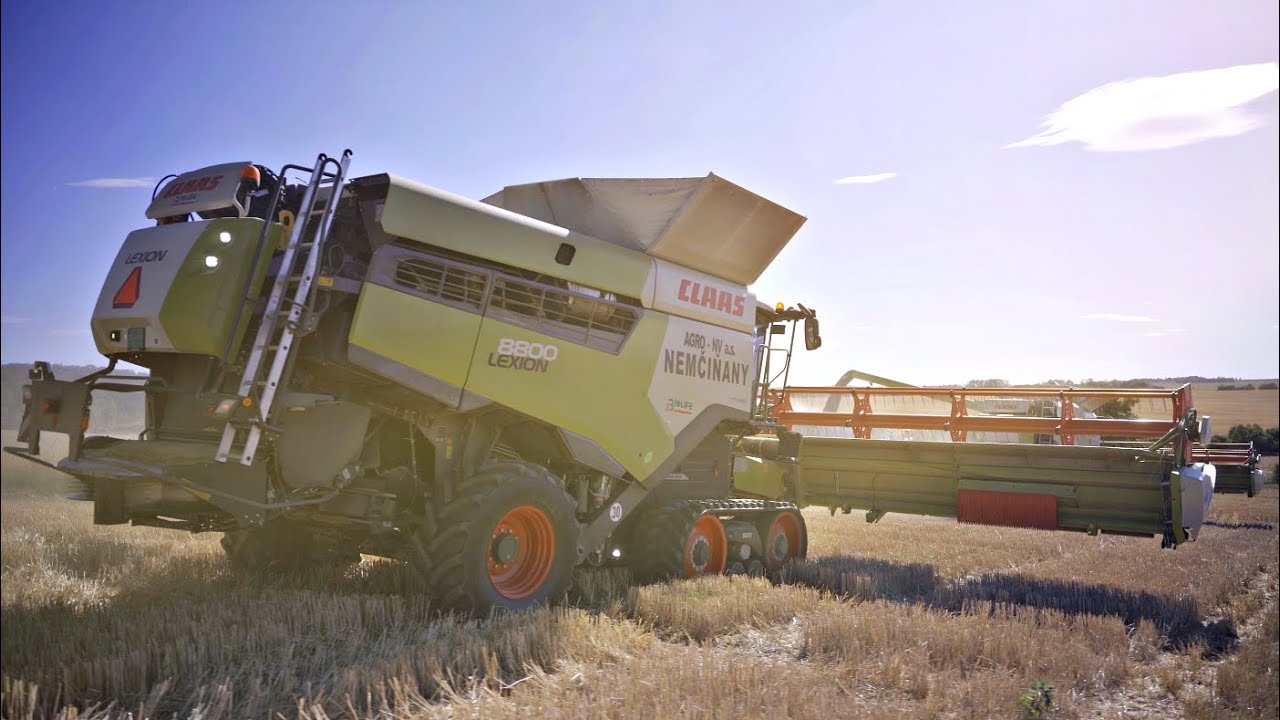 CLAAS Lexion 8800 & 780 | Volvo & TATRA Phoenix Trucks | 4K 2022