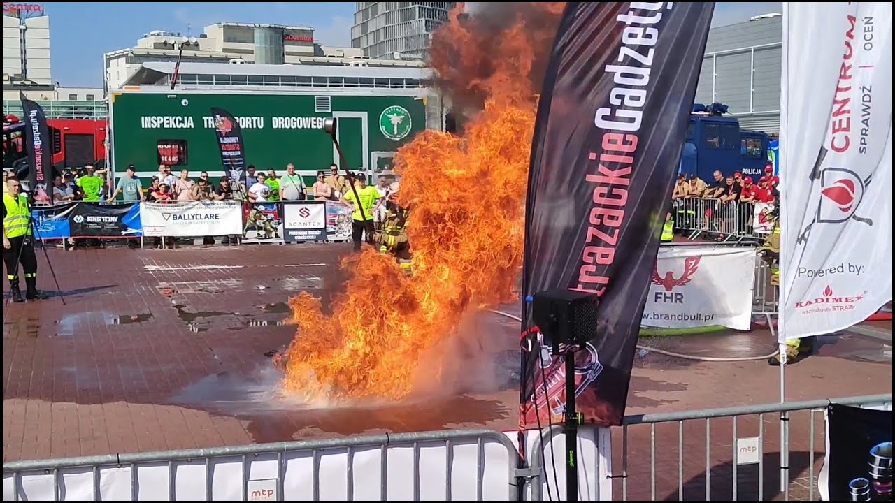 Pokaz gaszenia oleju jadalnego - OSP Kamionki