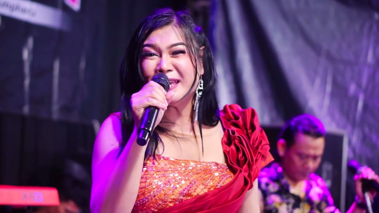 Elsa Laura - Bukan Yang Kupinta