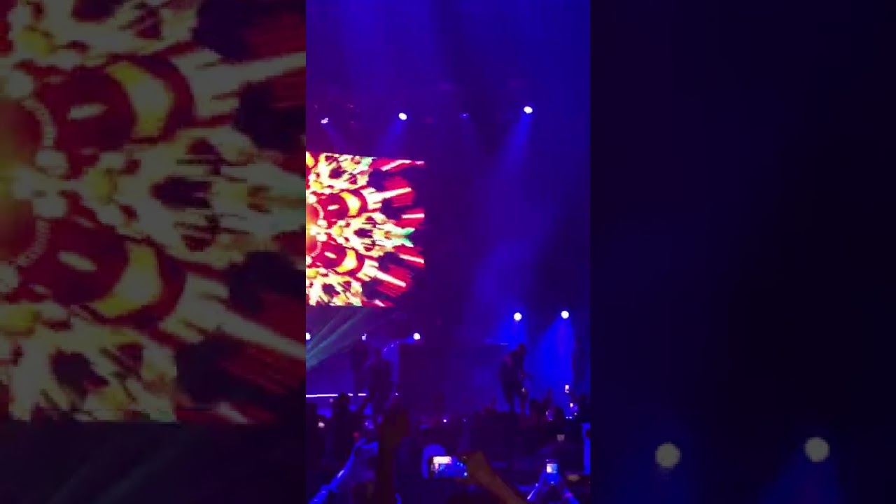 Gera mx, Ervin River - Complicado (en vivo)