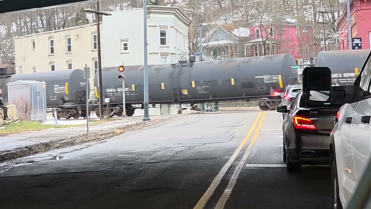 Northbound B&P. Mix freight. Main Street. January 7th, 2026.