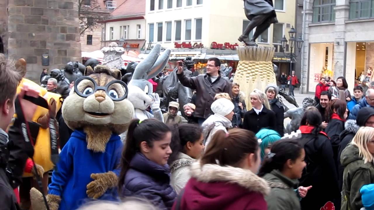 1. Toon Walk Nürnberg 2013: Start der Parade