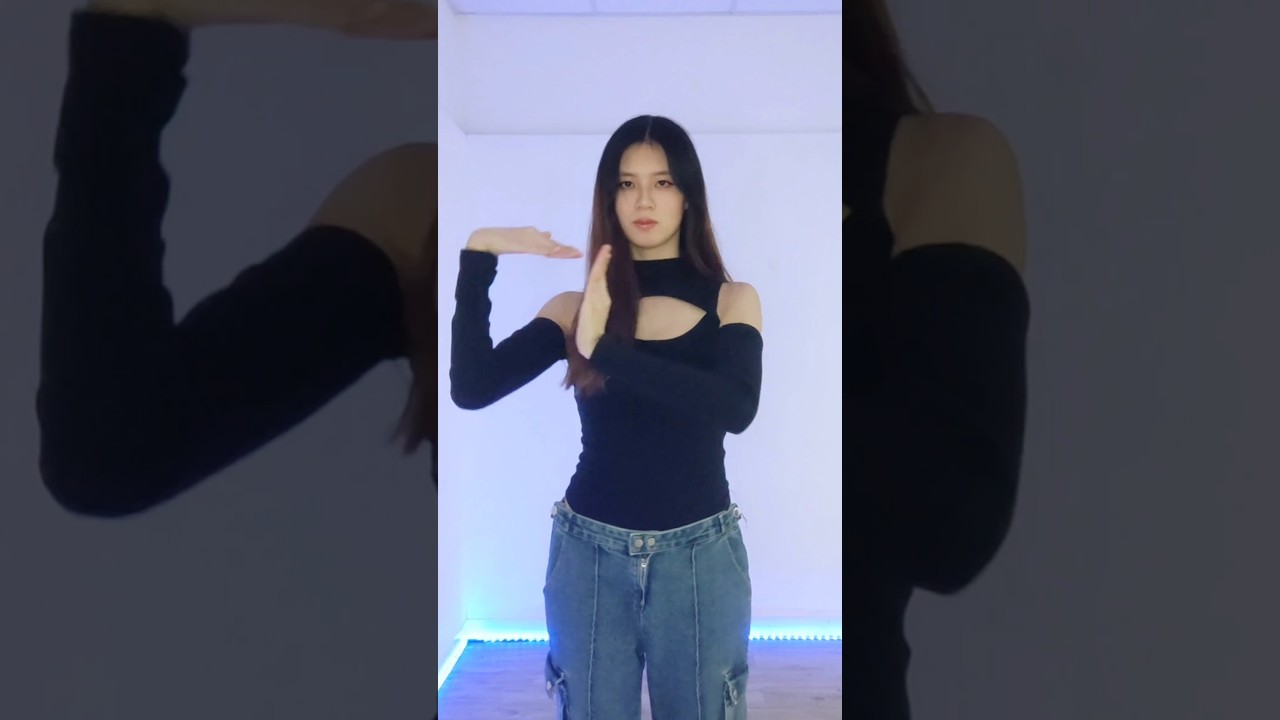AESPA 'HOLD ON TIGHT' Dance Challenge 👾 (DC: itsmartea) #aespa #holdontight #kpop #에스파