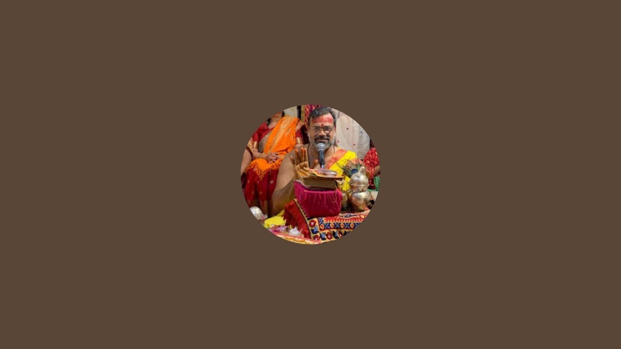 श्री परिवार  is live