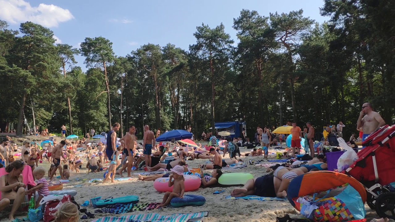 Zalew Kryspin&oacute;w --- Plaża w Sezonie