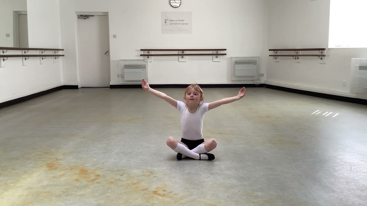 RAD Primary in Dance - Arms and head