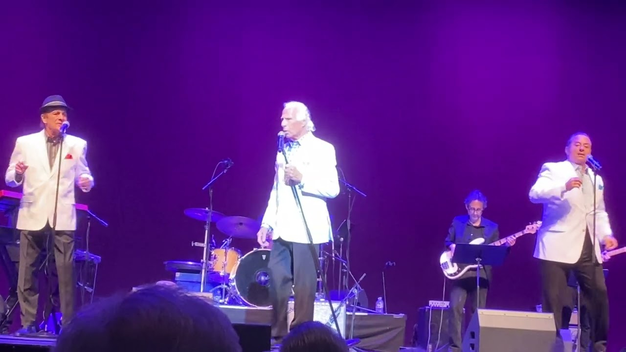 Jay Siegel’s Tokens - Tonight I Fell in Love
