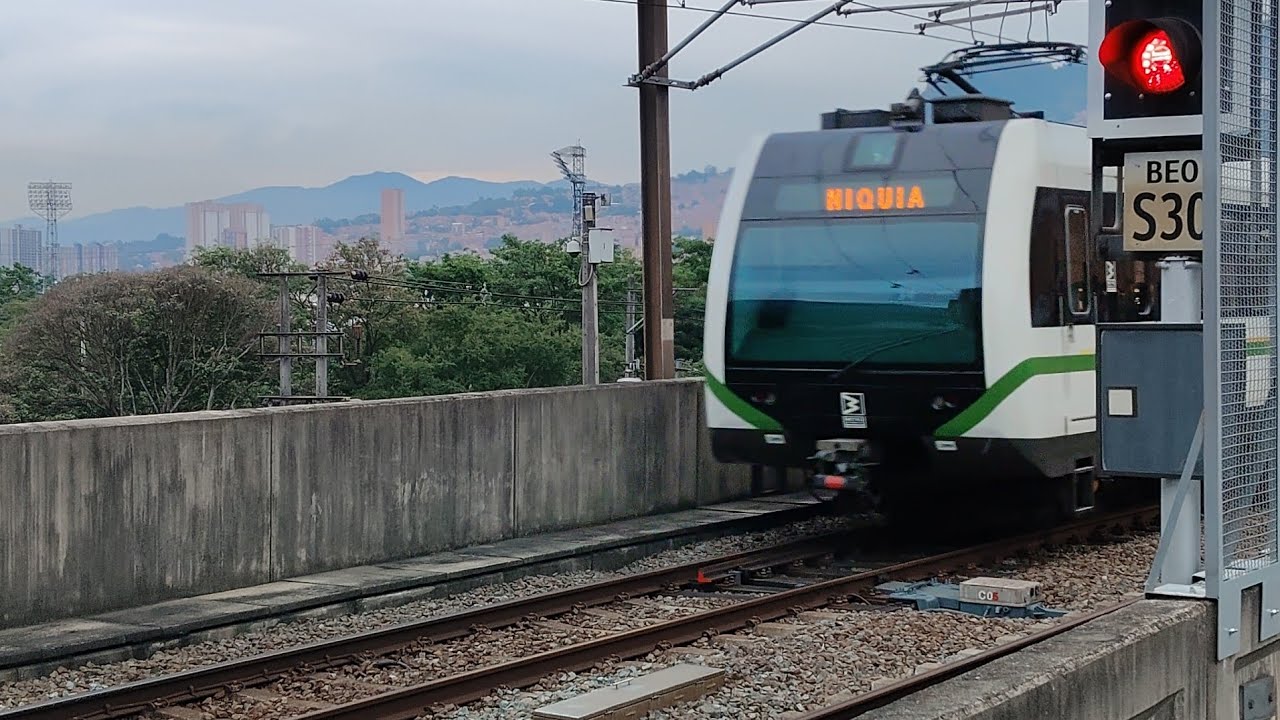 Reportaje de Hora Pico en Linea A | Estación Acevedo | Miércoles 11/03/2026