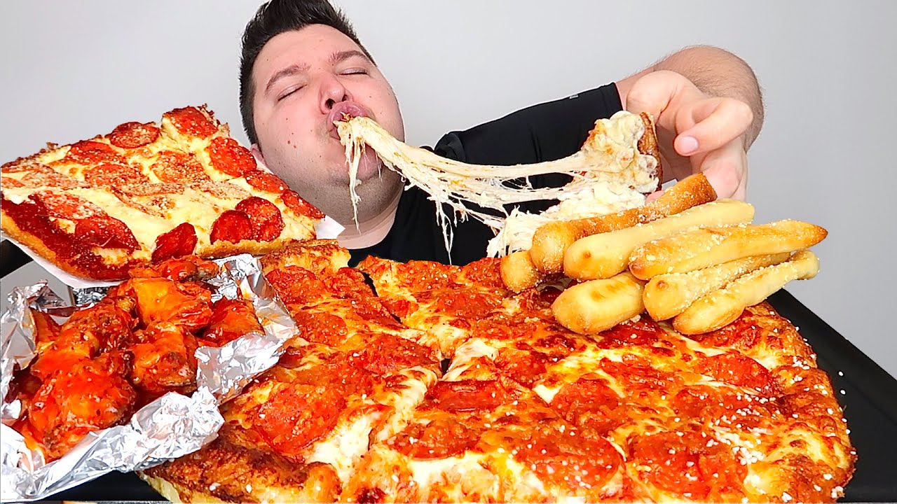 Little Caear's Pretzel Crust & Hot Wings • MUKBANG