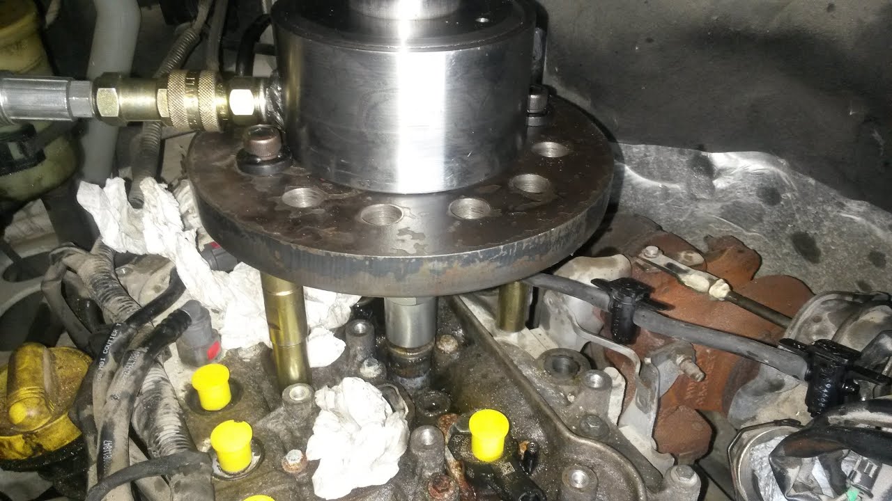 vivaro injector removal at california garage malta