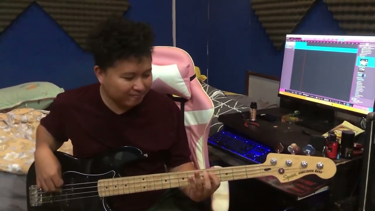 Olivia Dean -  Echo (Bass cover)