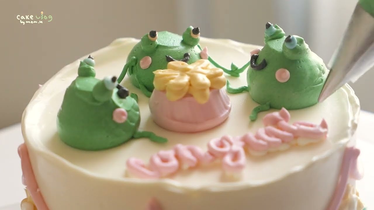 aesthetic frog cake tutorial ~ a cute soft spring cake (with CC)