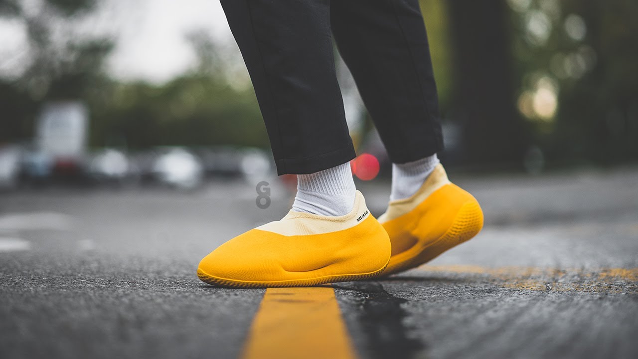 Adidas Yeezy Knit Runner "Sulfur": Review & On-Feet