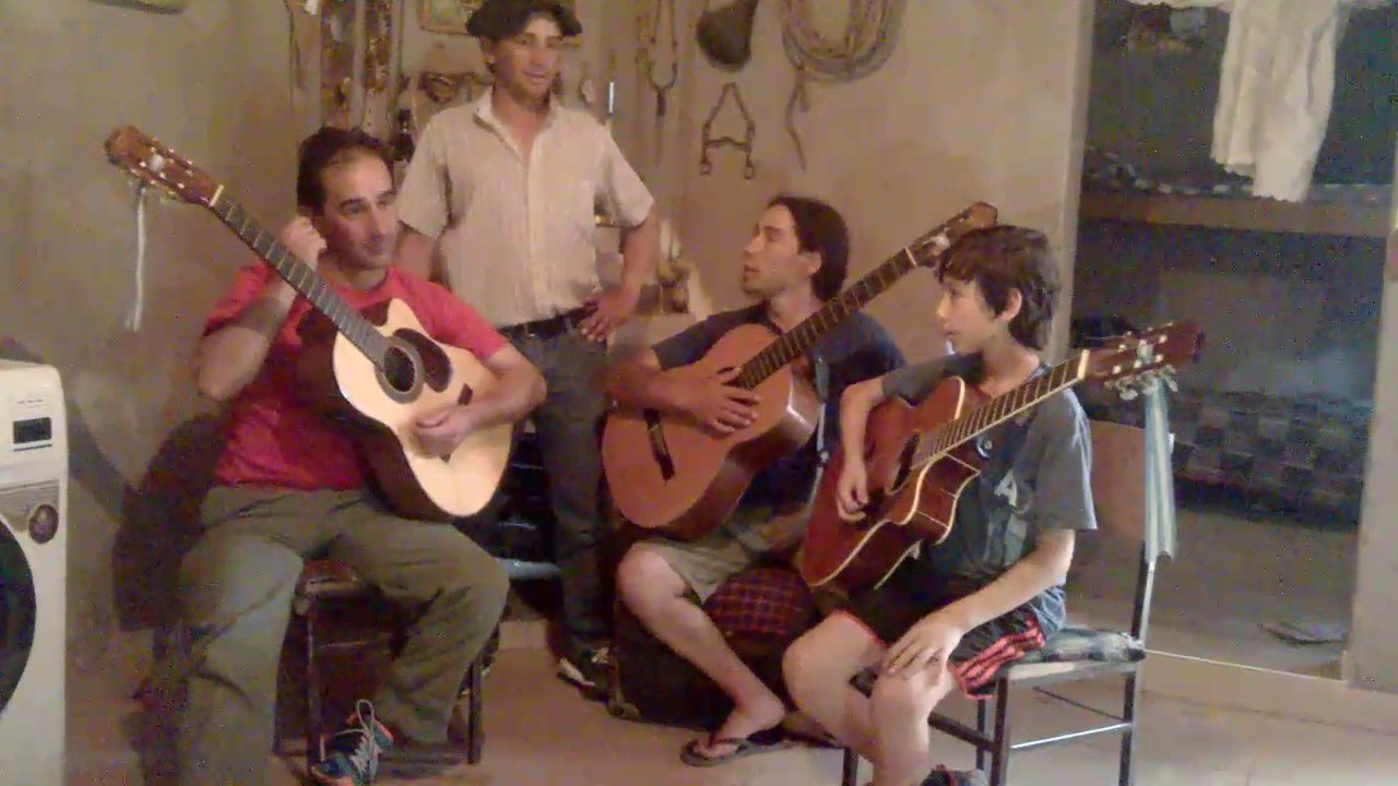 te lo dire cantando tonada  LOS HNO OCHOA  y las guitarras de agustin ochoa y sergio garuffi