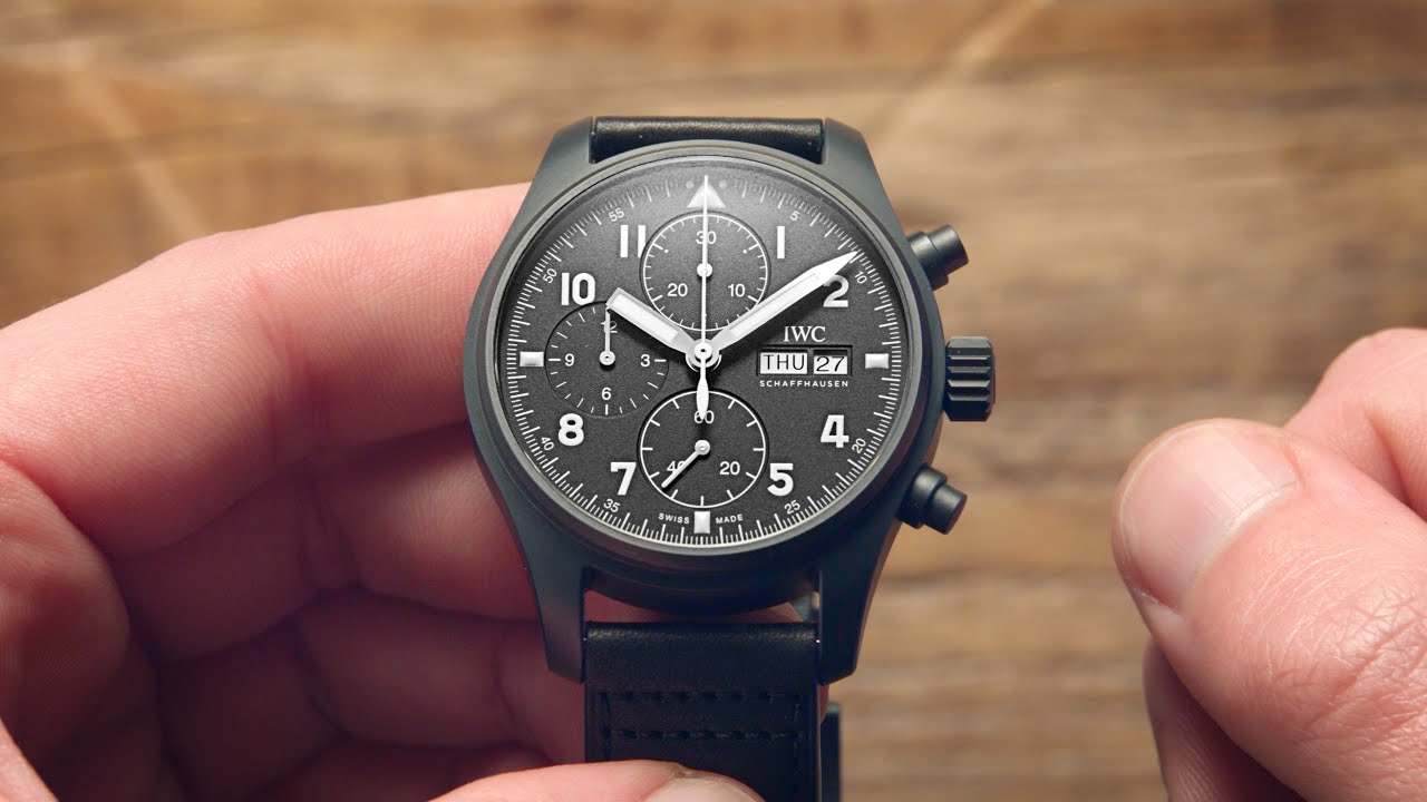 Часы IWC Pilot's Watch, которые вы ждали | Watchfinder & Co.