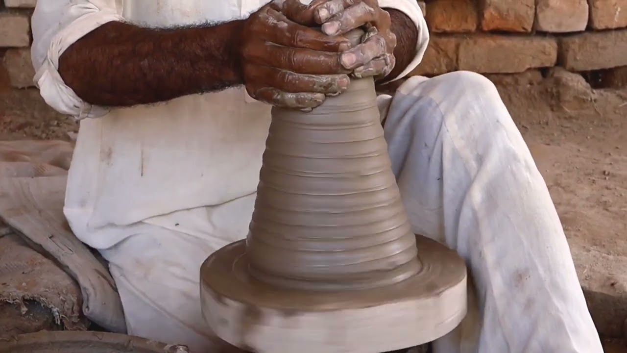 Terracotta Clay pot || Kitchen clay pottery || Traditional clay pottery