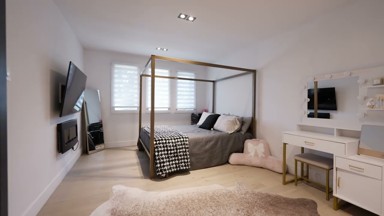 [Drone+ Indoor Walkthrough] 280 Kennedy St W, Aurora