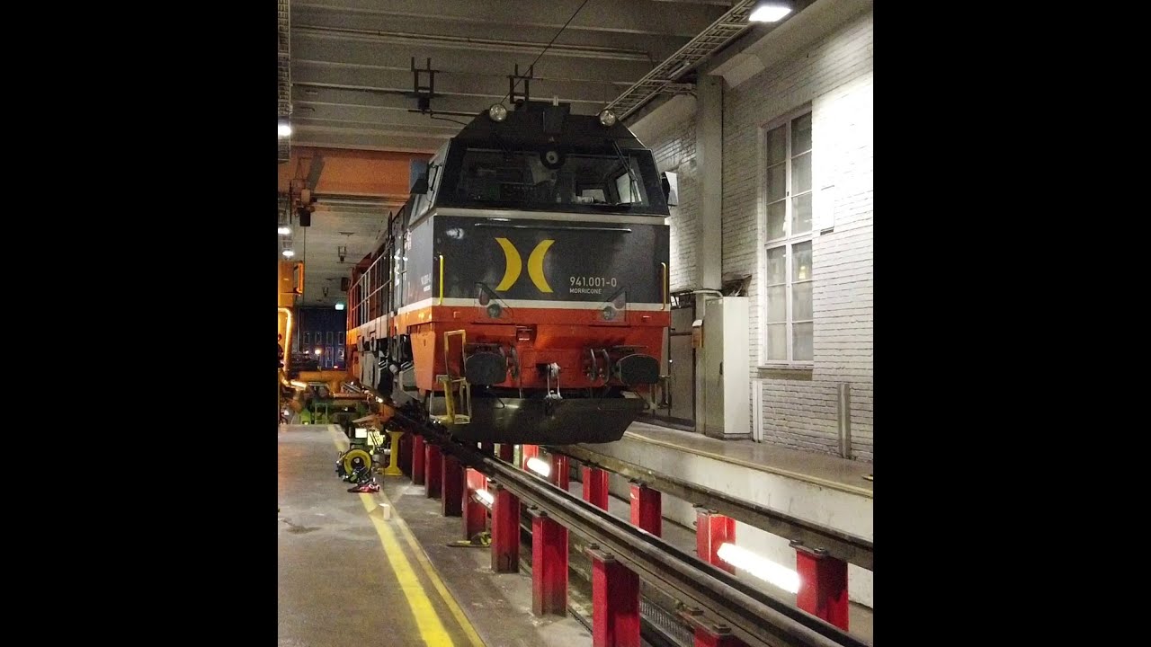 Single loco movement to Oslo to fix a flat wheel