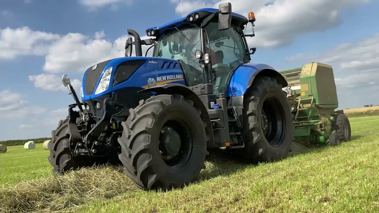 New Holland T7.210 + McHale F550 Baler, New Holland TS115A + McHale 991 Wrapper - Silage Bales 2021.