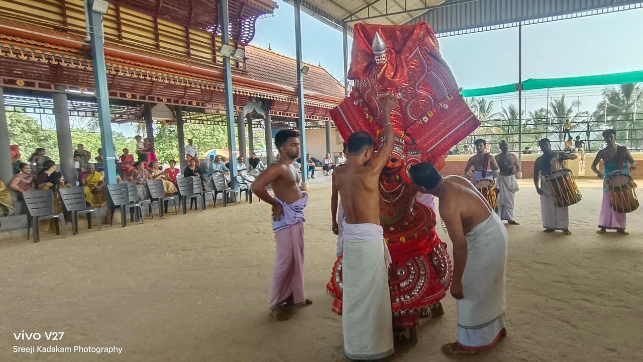 കാടകം  ശ്രീ പാടാർകുളങ്ങര ഭഗവതി ക്ഷേത്ര കളിയാട്ടം 2026 Kadakam Vision 4.3 is live!