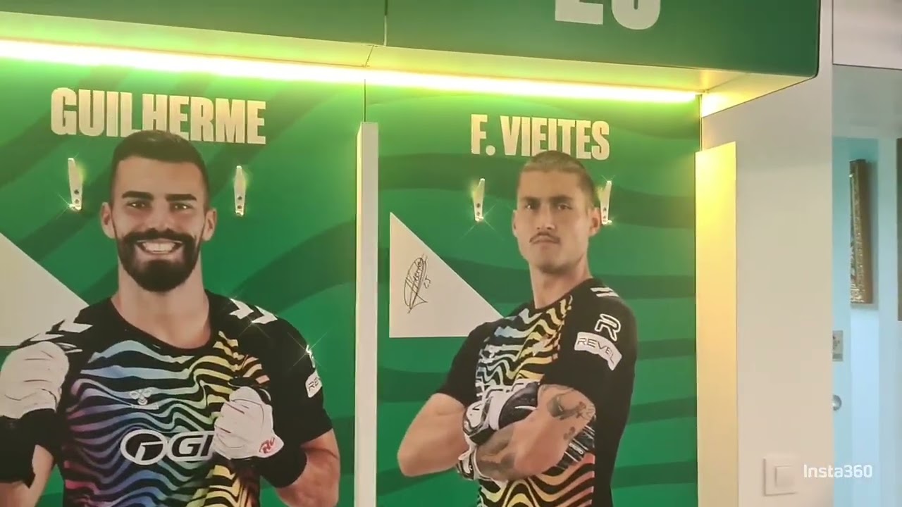 ¡COMO UN JUGADOR DEL BETIS! 🏟️ Vestuarios y Túnel